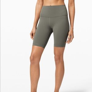 Lululemon wunder train high-rise short 8” size 6